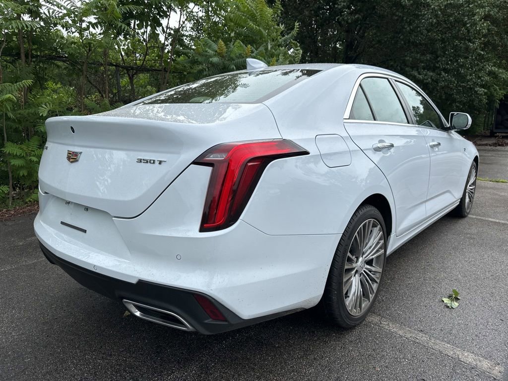 Used 2026 Cadillac CT4 Premium Luxury RWD image 3