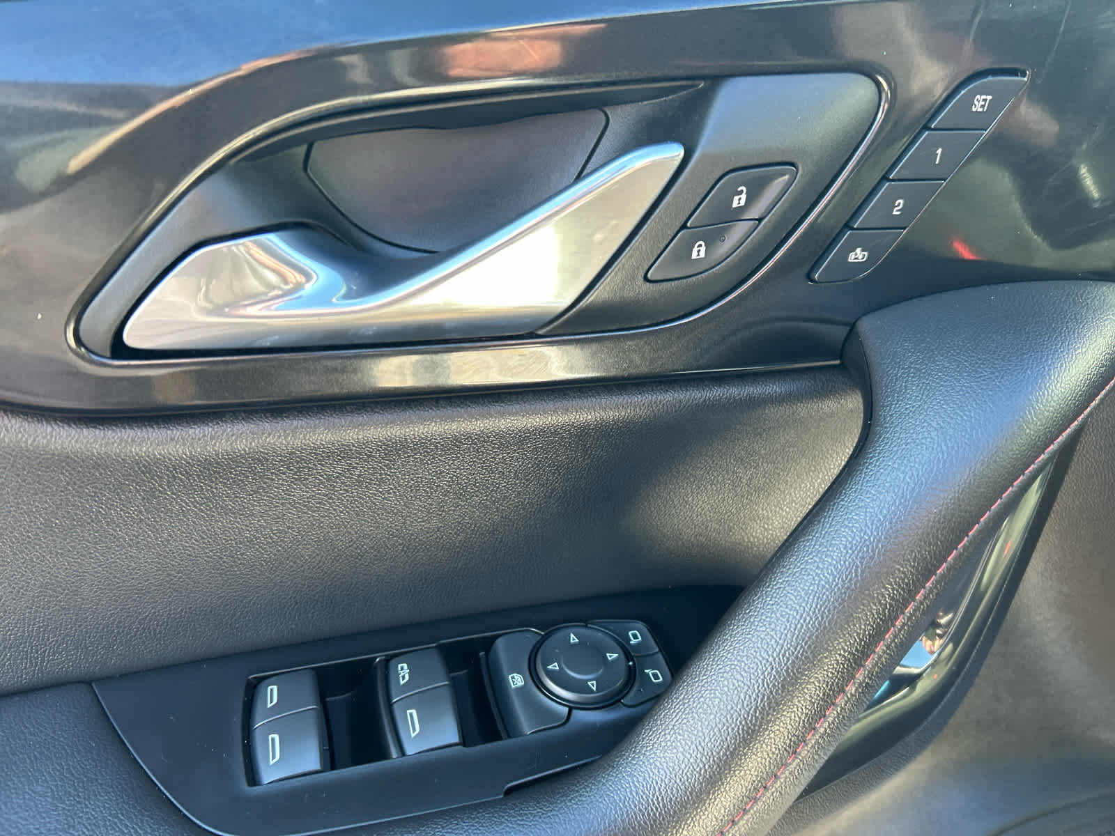 Used 2024 Chevrolet Blazer RS w/ Enhanced Convenience Package image 11