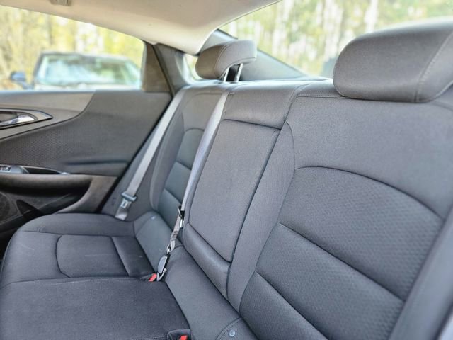 Used 2023 Chevrolet Malibu LT image 28