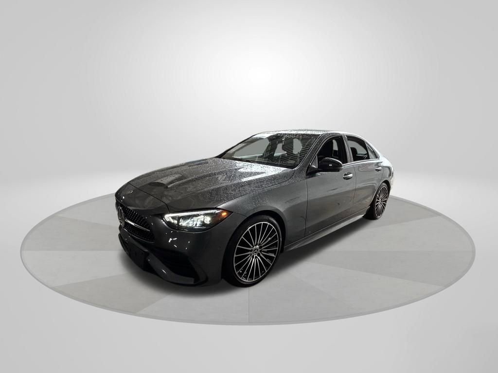 Used 2025 Mercedes-Benz C 300 4MATIC Sedan image 4