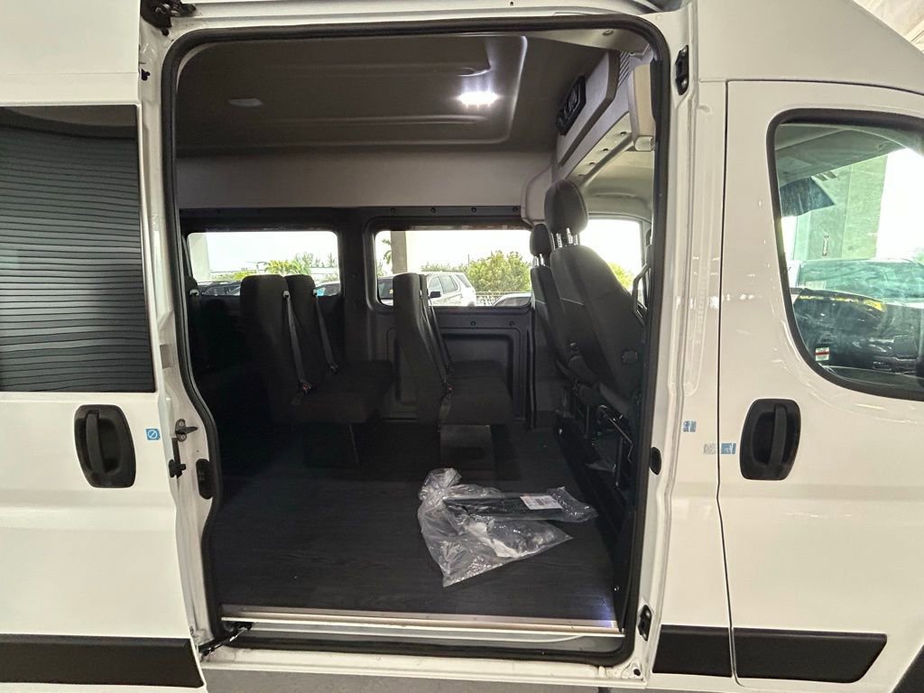 Used 2023 RAM ProMaster 2500 image 28