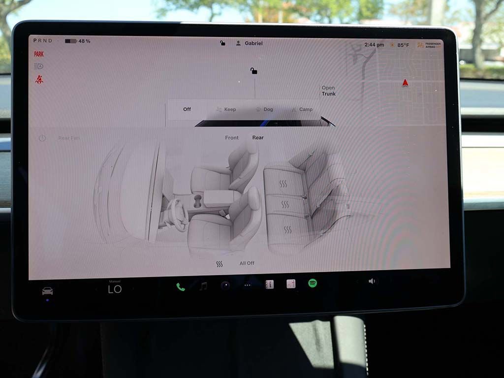 Used 2022 Tesla Model Y Long Range image 48