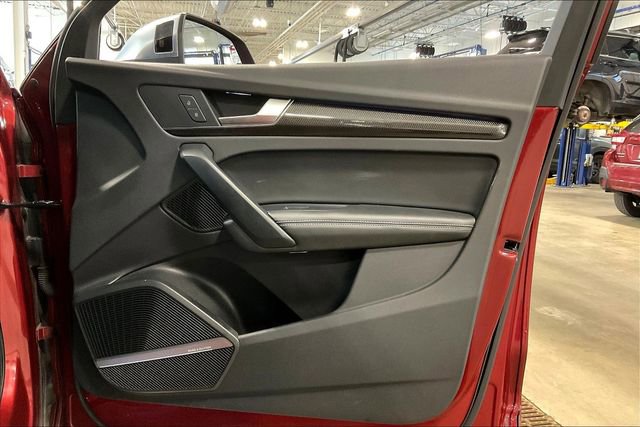 Used 2018 Audi SQ5 Prestige w/ Prestige Package image 24