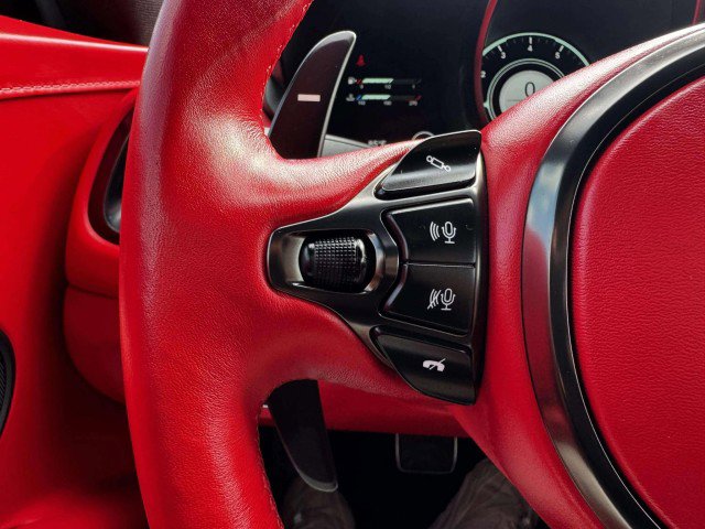 Used 2023 Aston Martin V8 Vantage Coupe image 26