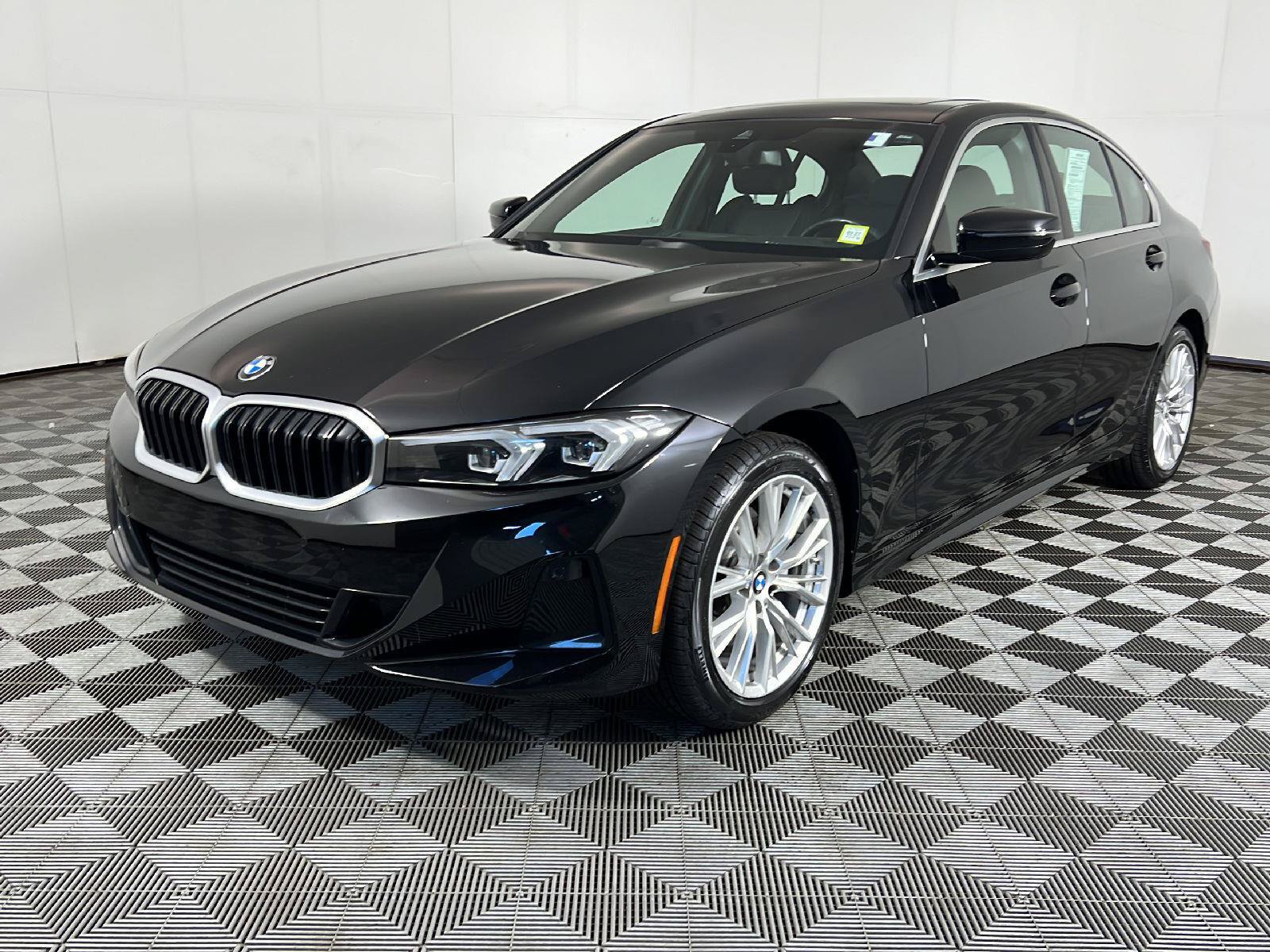 Used 2024 BMW 330i xDrive Sedan w/ Convenience Package AWD/4WD image 6