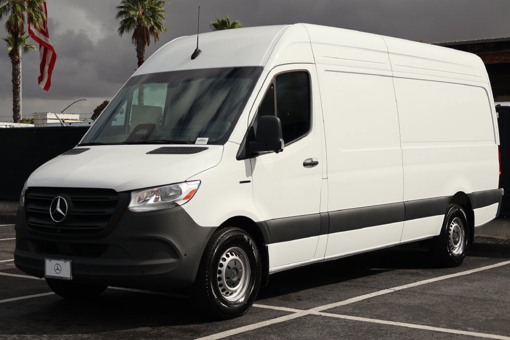 New 2025 Mercedes-Benz eSprinter 170 Cargo