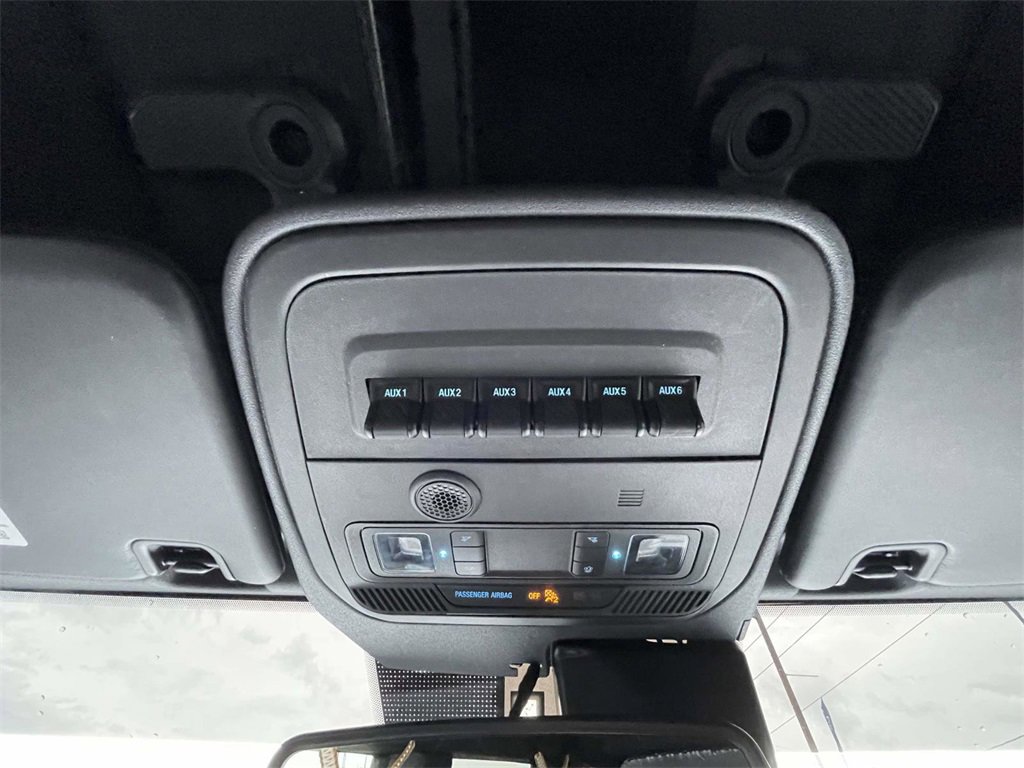 Used 2023 Ford Bronco Badlands image 29