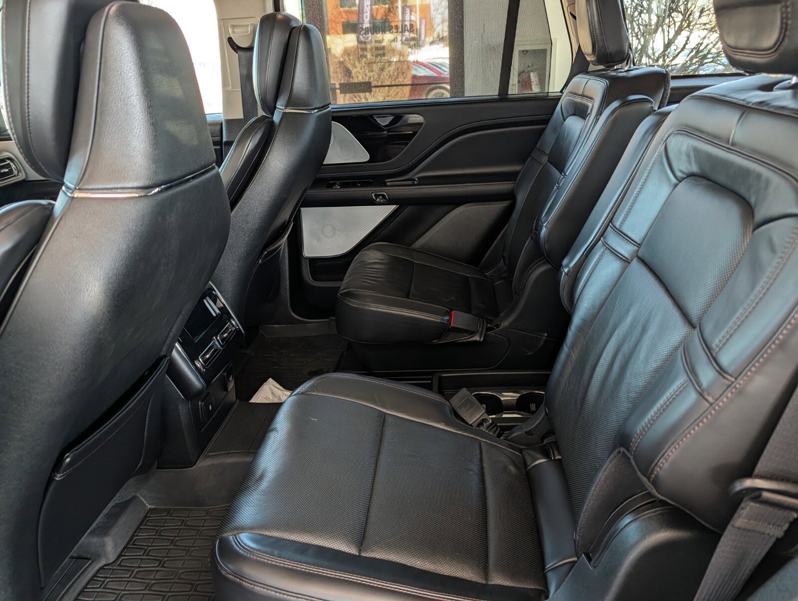 Used 2020 Lincoln Aviator Reserve w/ Equipment Group 202A image 10