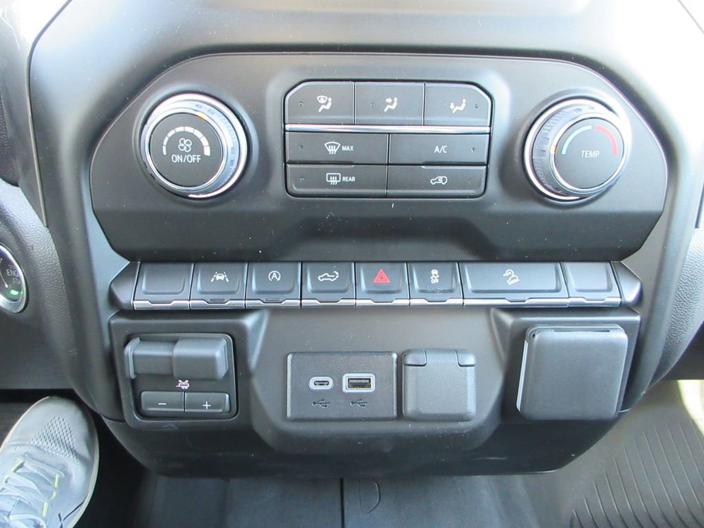 New 2026 Chevrolet Silverado 1500 Custom Trail Boss w/ Turbomax Blackout Package image 31