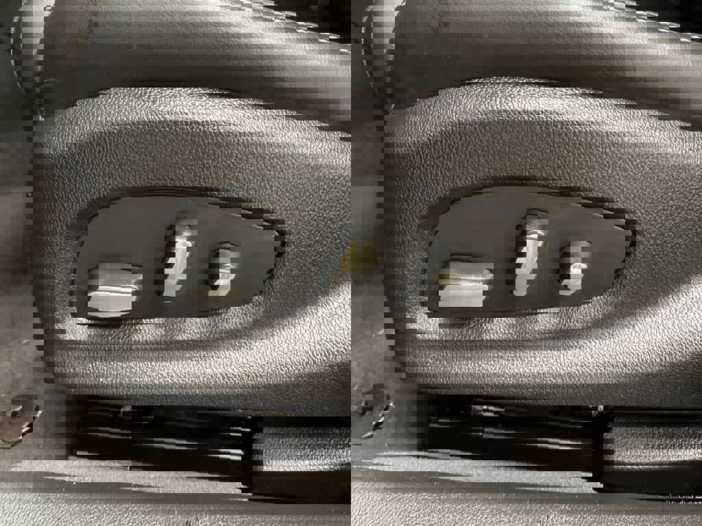 Used 2018 Cadillac XTS Luxury image 15