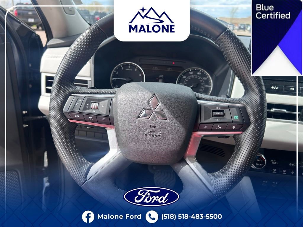 Used 2025 Mitsubishi Outlander SE AWD/4WD image 14