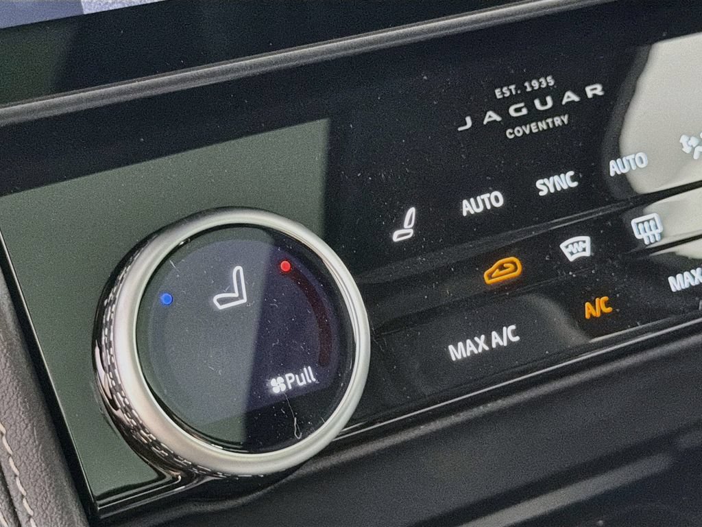 New 2026 Jaguar F-PACE R-Dynamic S AWD/4WD image 21