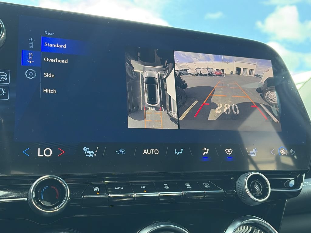 New 2026 Chevrolet Blazer EV LT AWD/4WD image 19