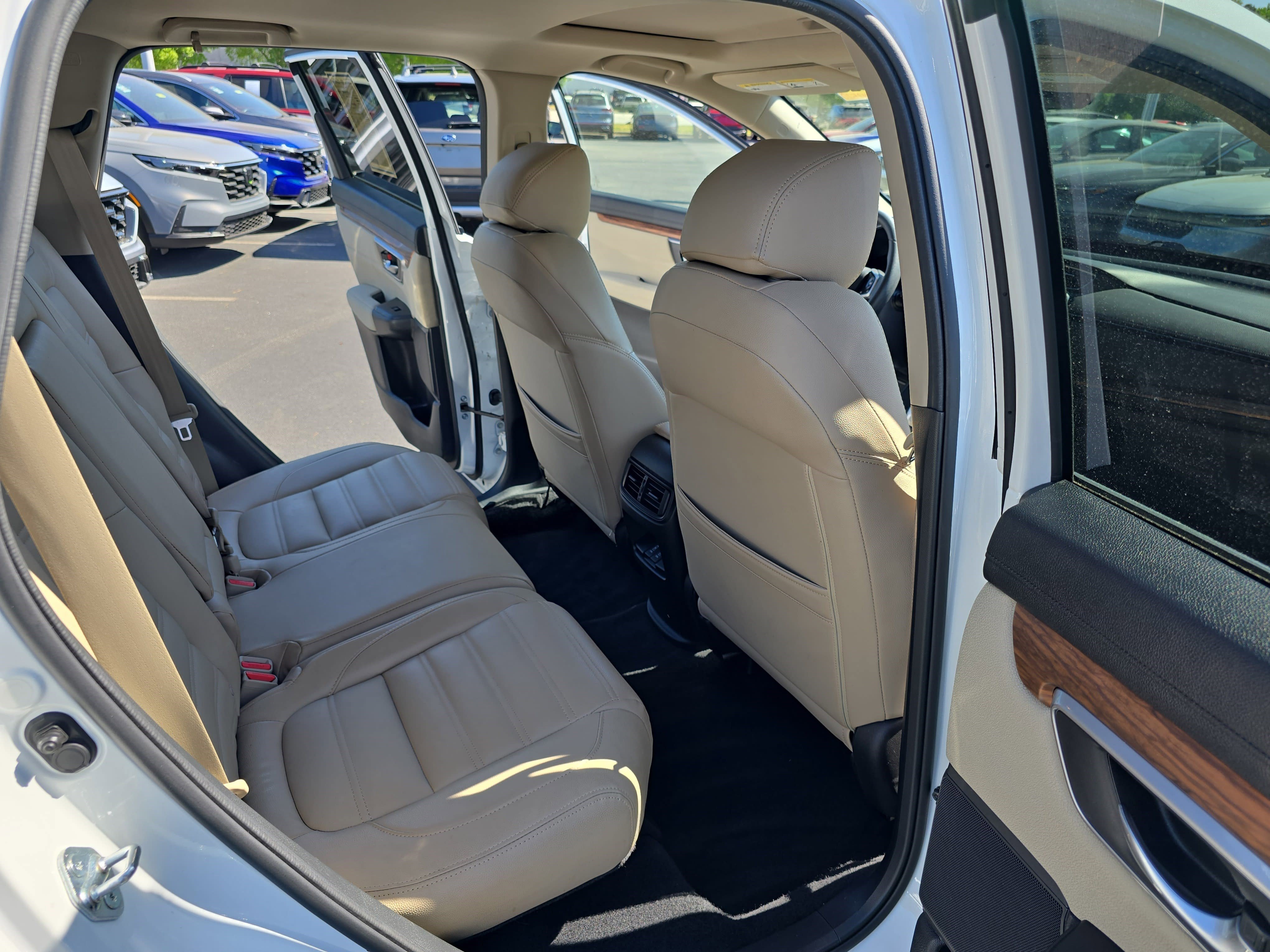 Used 2022 Honda CR-V EX image 11
