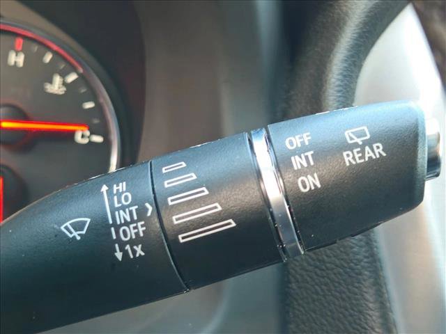 Used 2020 GMC Acadia SLT w/ Driver Alert Package II FWD image 9