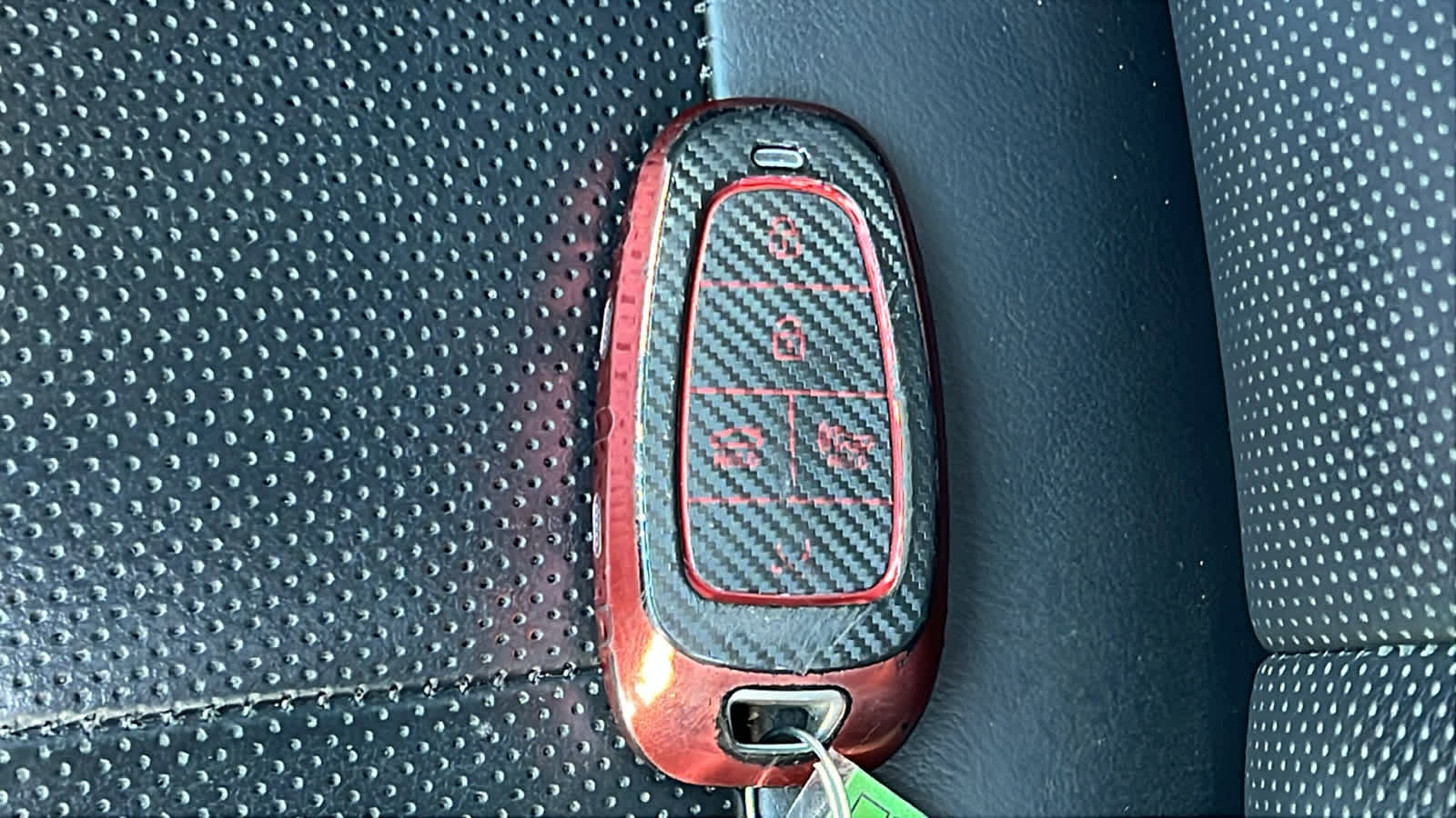 Used 2021 Hyundai Santa Fe SEL w/ Convenience + Premium Package image 29