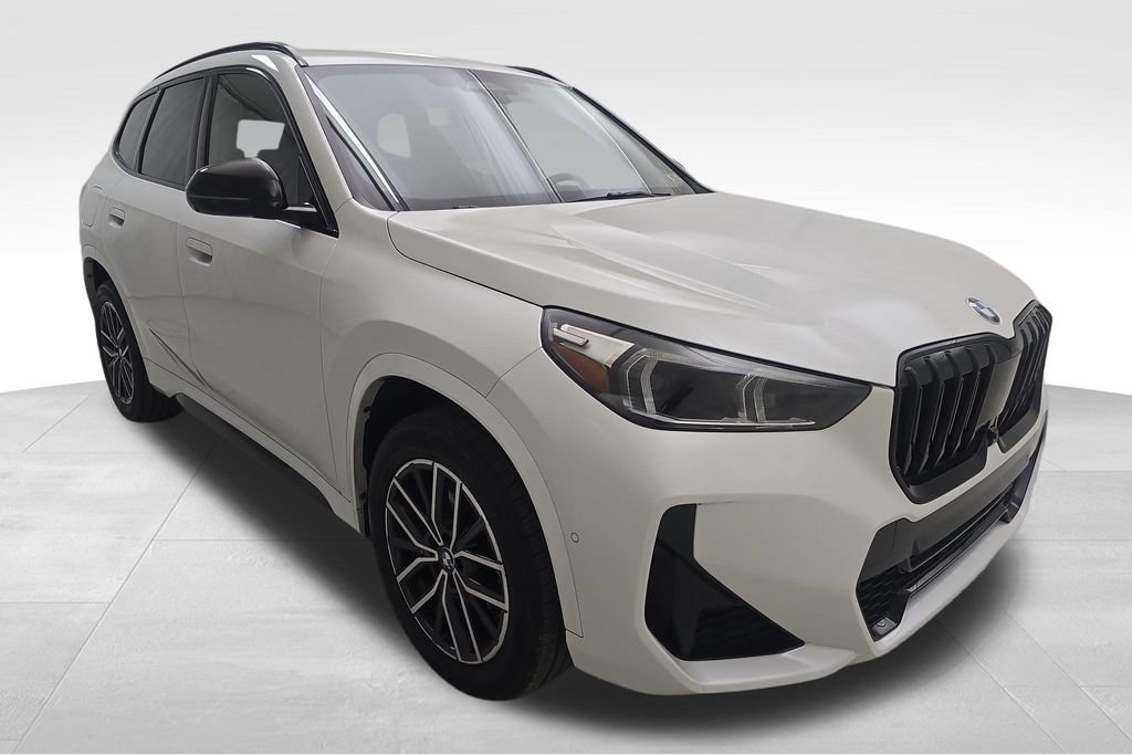 Certified 2023 BMW X1 xDrive28i w/ Premium Package AWD/4WD image 2