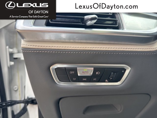 Used 2023 BMW X7 M60i w/ Executive Package image 17