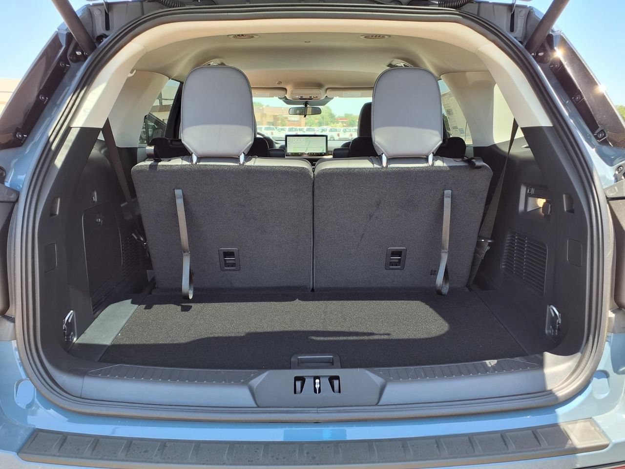 New 2026 Ford Explorer Active w/ Active Comfort Package RWD image 22