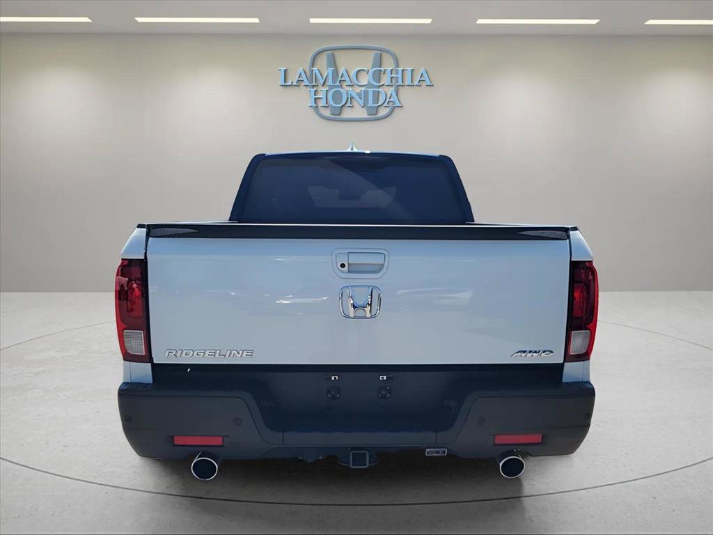 Used 2023 Honda Ridgeline Black Edition image 4