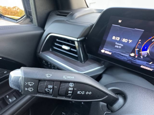 Used 2025 Chevrolet Suburban LT RWD image 25