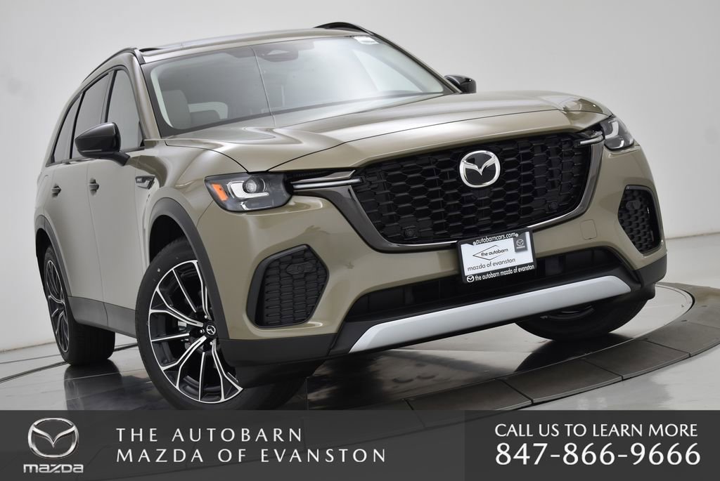 Certified 2025 MAZDA CX-70 Plug-In Hybrid w/ Premium Pkg image 4