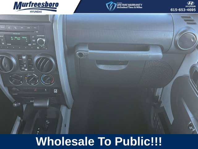 Used 2010 Jeep Wrangler Unlimited Sport AWD/4WD image 19