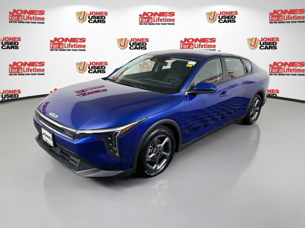 Certified 2025 Kia K4 FWD image 13