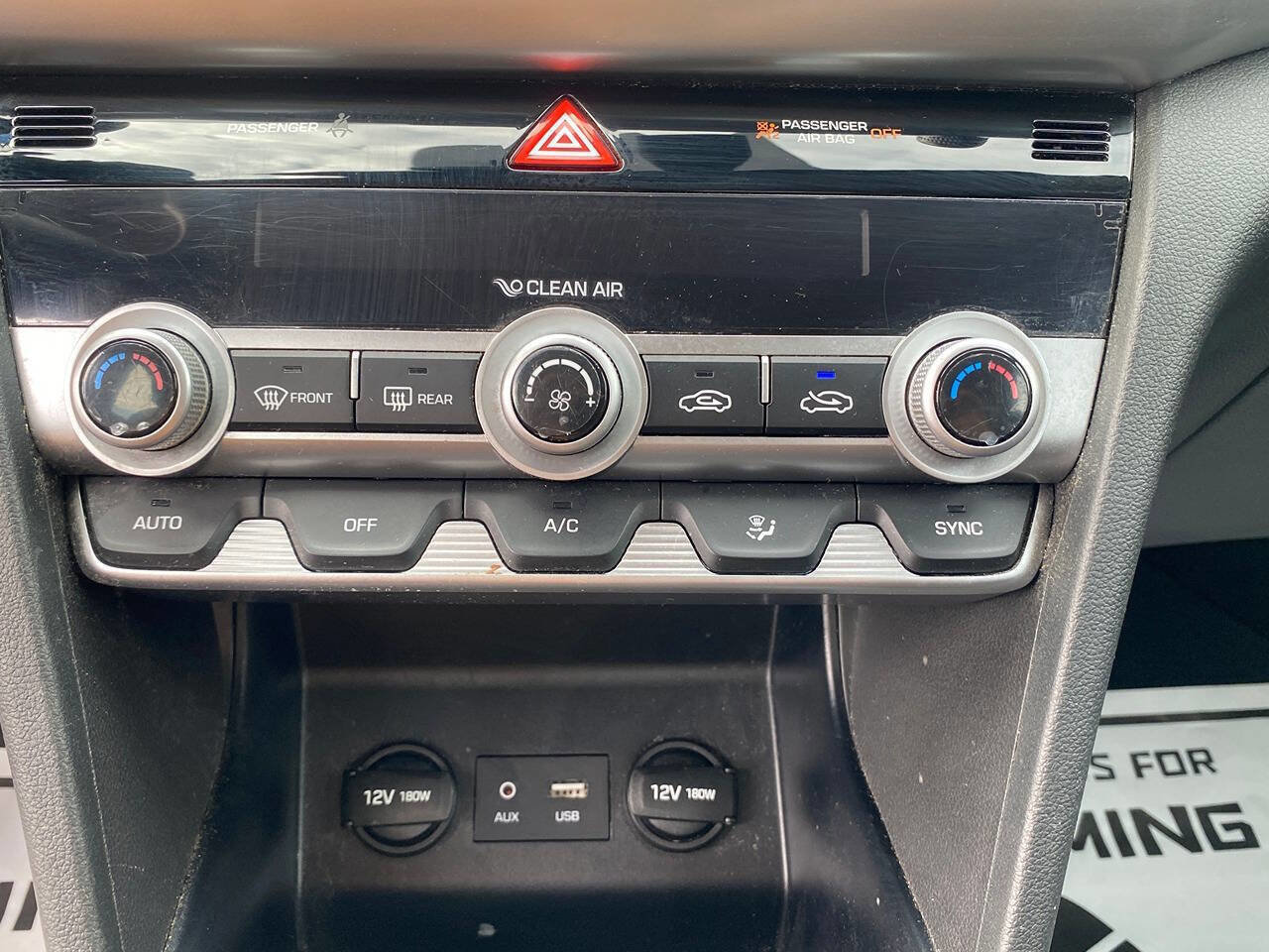 Used 2020 Hyundai Elantra SEL w/ Cargo Package (C1) image 24