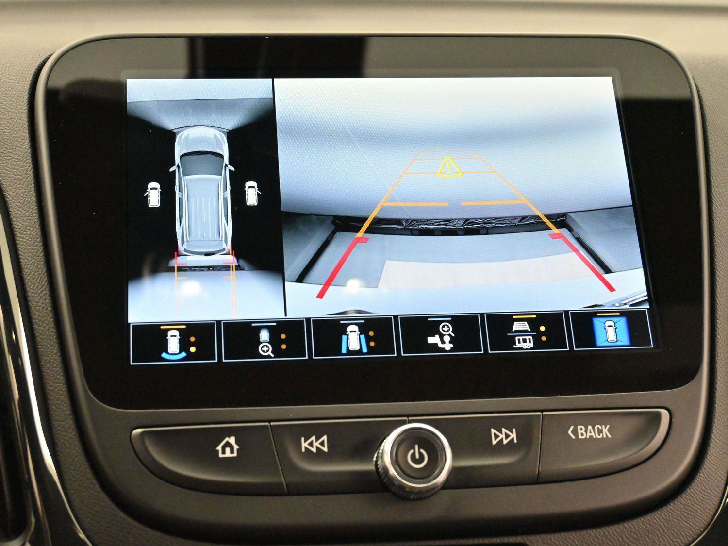 Used 2023 Chevrolet Equinox RS image 22