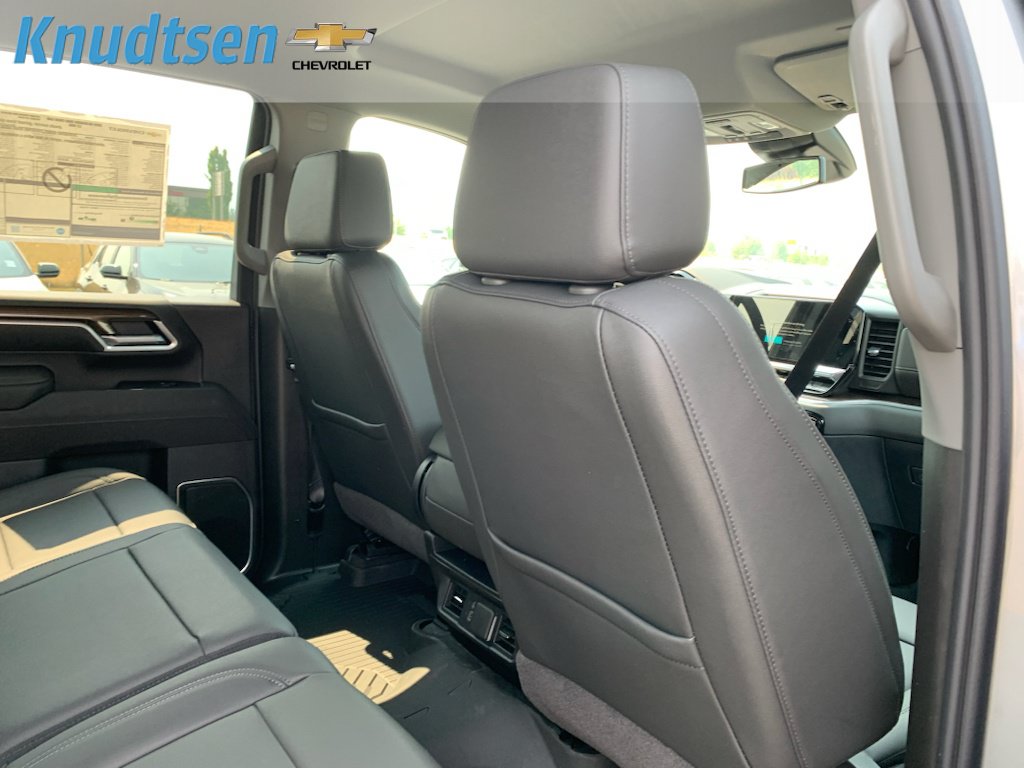 New 2026 Chevrolet Silverado 2500 LT w/ All Star Edition AWD/4WD image 16
