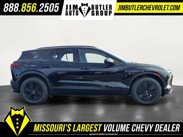 New 2026 Chevrolet Blazer EV LT image 4