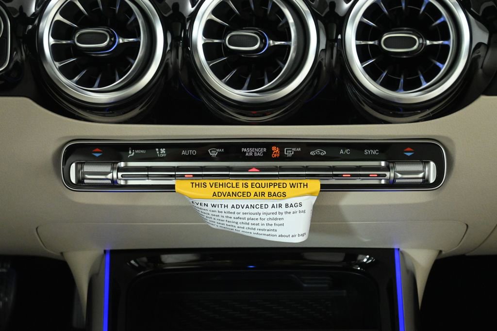 Used 2026 Mercedes-Benz GLA 250 4MATIC image 18