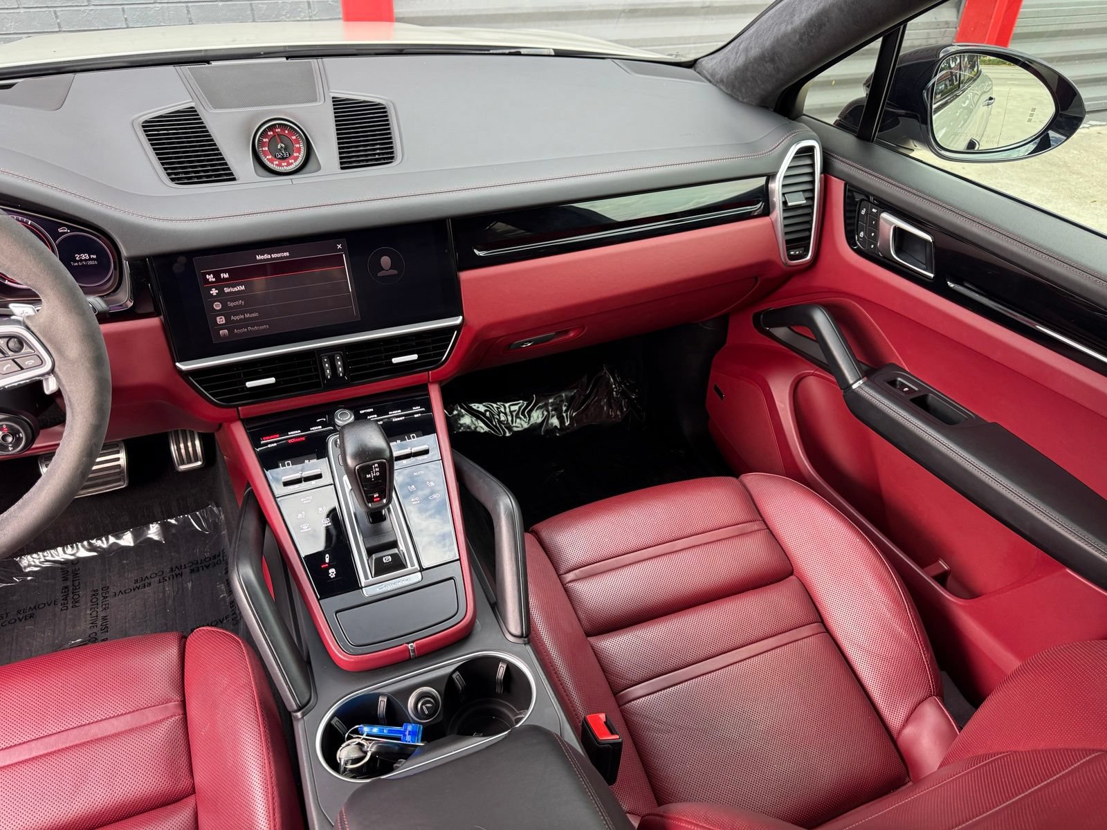 Used 2023 Porsche Cayenne GTS AWD/4WD image 36