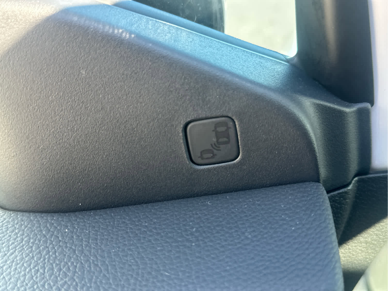 New 2026 Honda Ridgeline Black Edition image 17