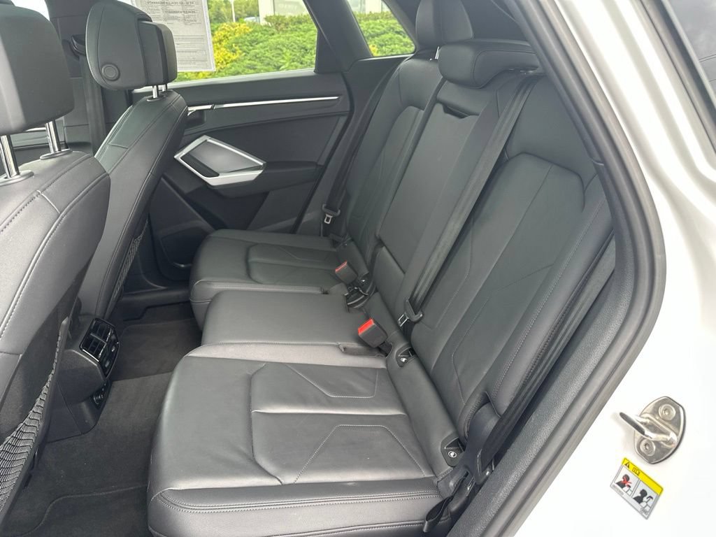 Used 2025 Audi Q3 2.0T Premium AWD/4WD image 30