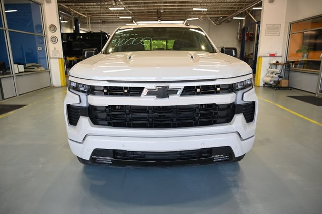 New 2026 Chevrolet Silverado 1500 RST w/ Dark Appearance Package AWD/4WD image 2