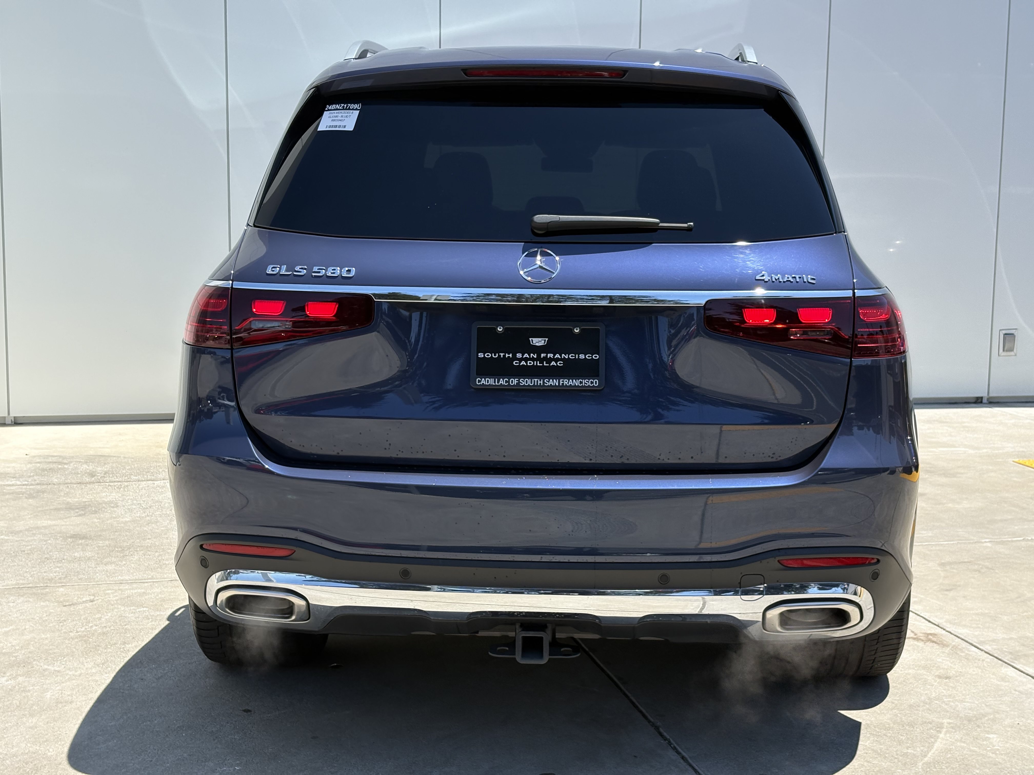 Used 2024 Mercedes-Benz GLS 580 4MATIC image 8