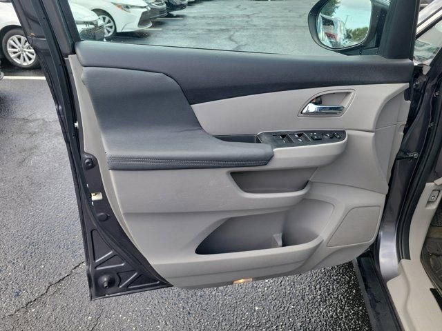 Used 2015 Honda Odyssey EX-L image 16