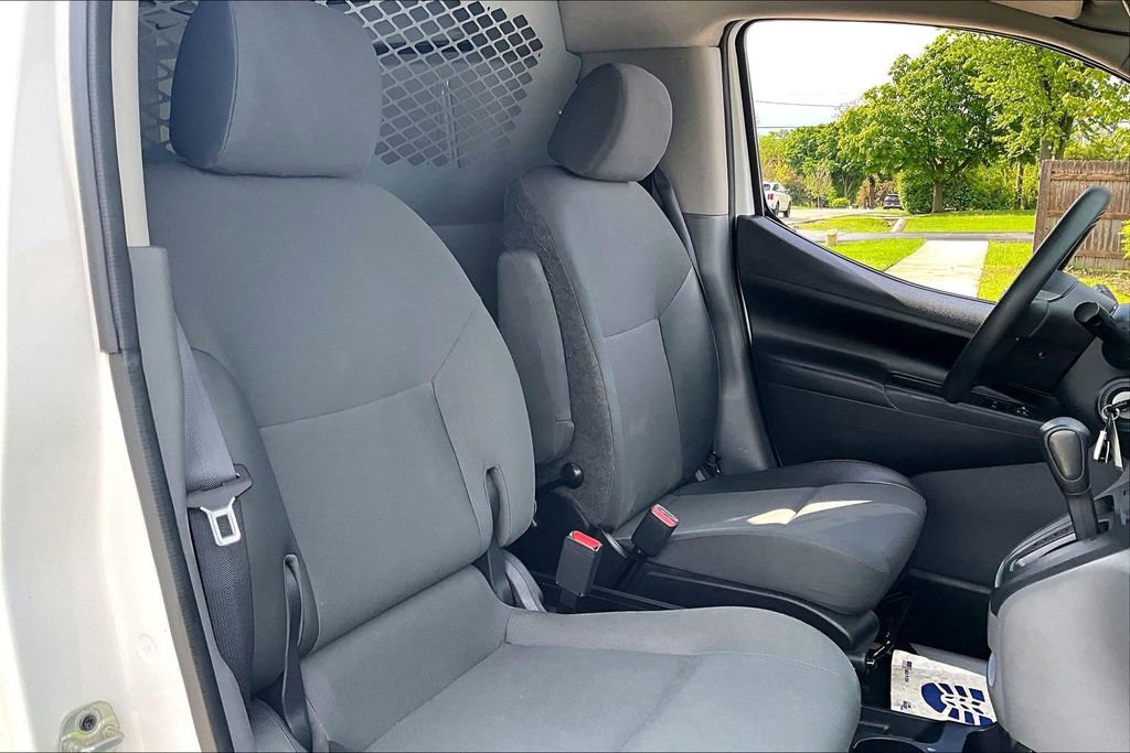 Used 2020 Nissan NV200 SV w/ Back Door Glass Package FWD image 26