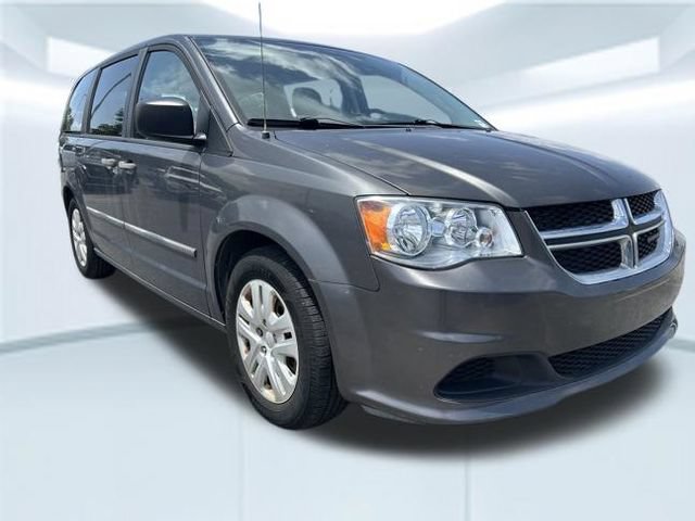 Used 2016 Dodge Grand Caravan American Value Package FWD image 3
