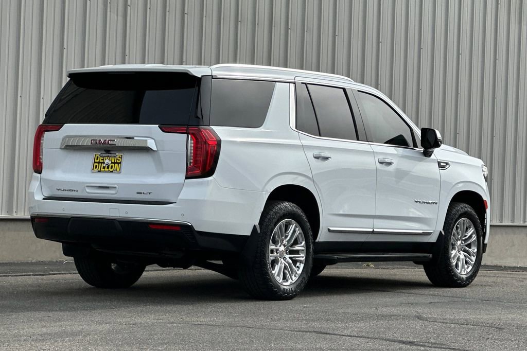 Used 2023 GMC Yukon SLT w/ SLT Premium Package AWD/4WD image 4