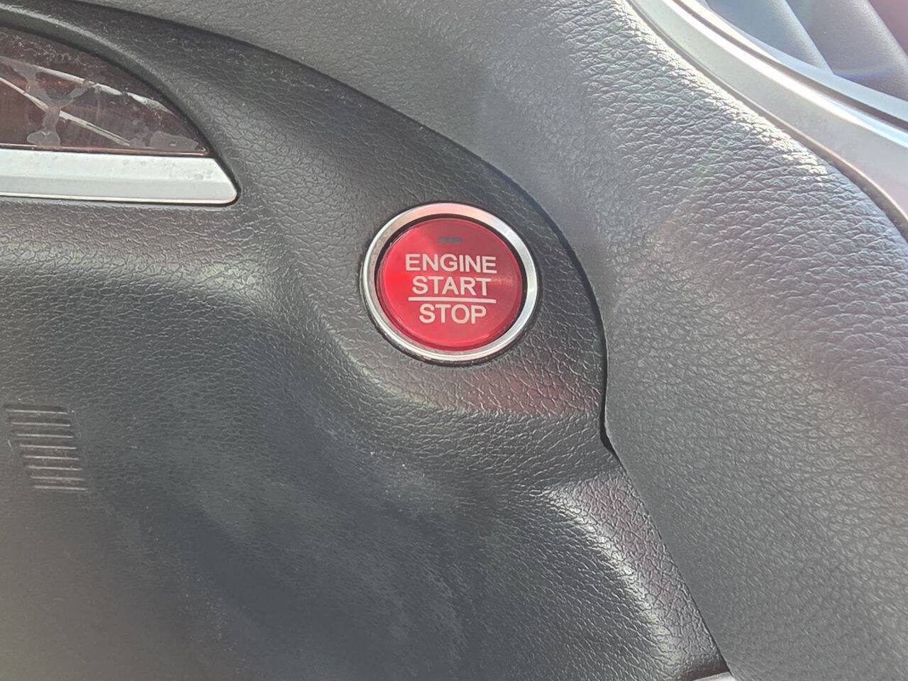 Used 2015 Acura TLX w/ Technology Package image 18