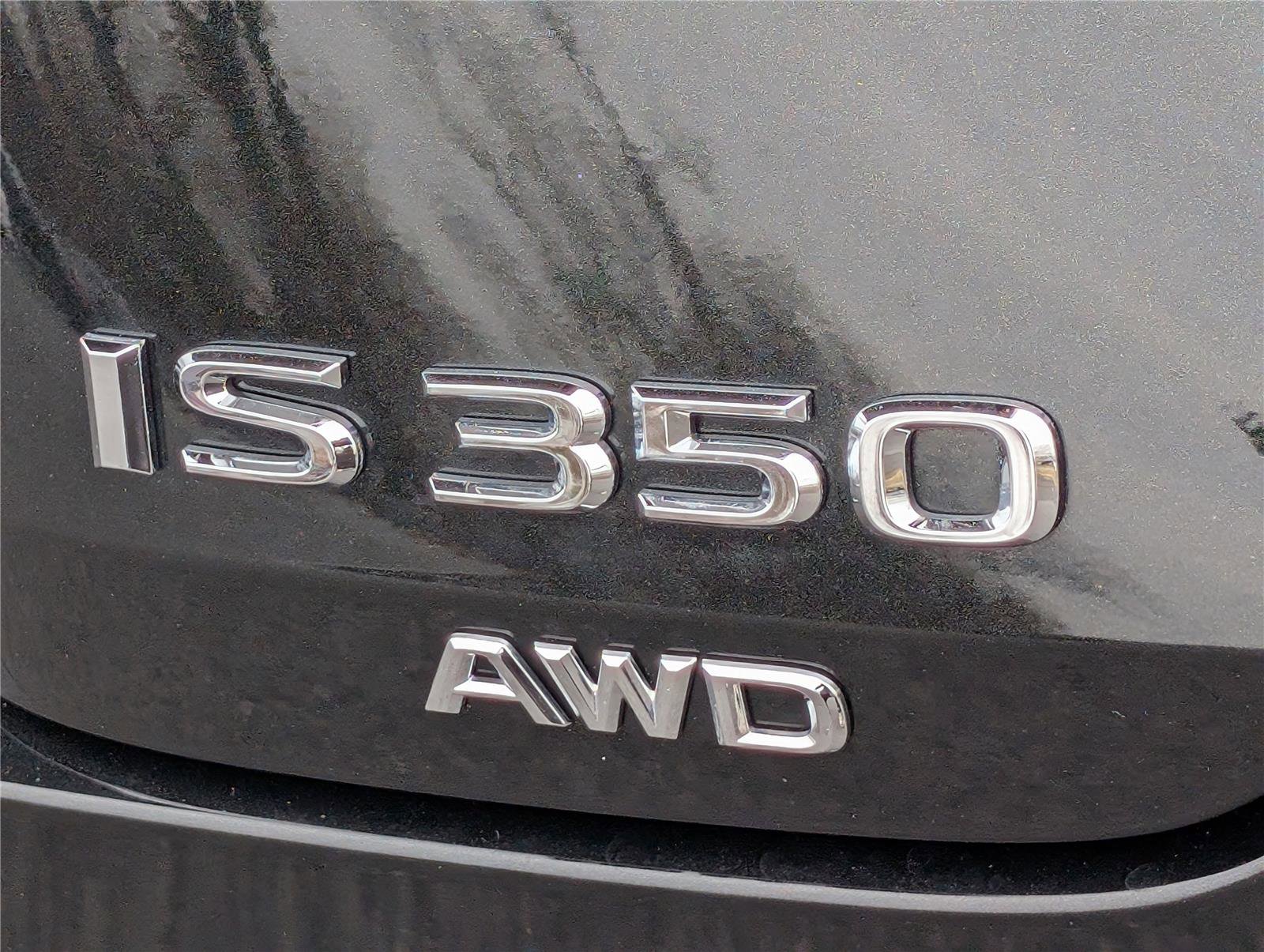 Used 2025 Lexus IS 350 F Sport image 9