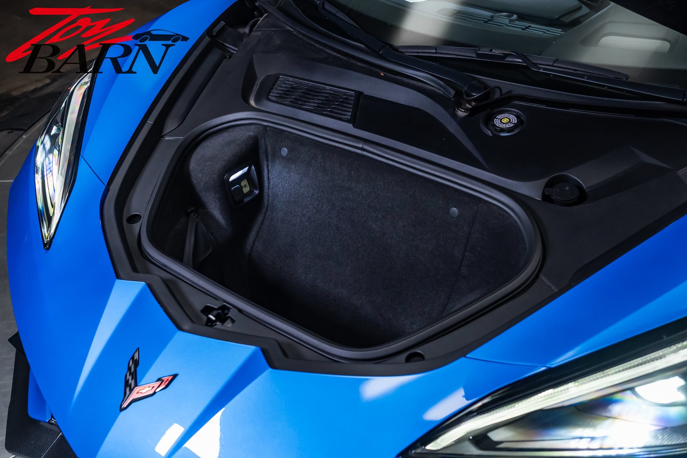 Used 2024 Chevrolet Corvette Stingray Preferred Cpe w/ Battery Protection Package RWD image 54