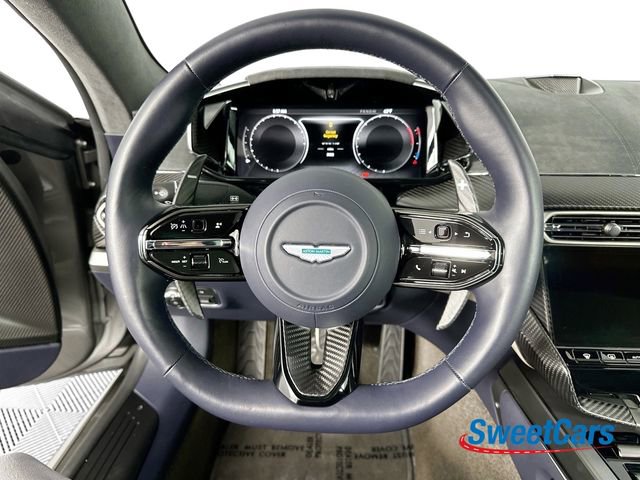 Used 2025 Aston Martin Vanquish RWD image 13