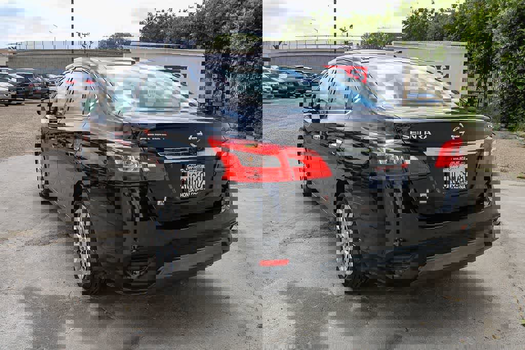 Used 2016 Nissan Sentra SV image 7