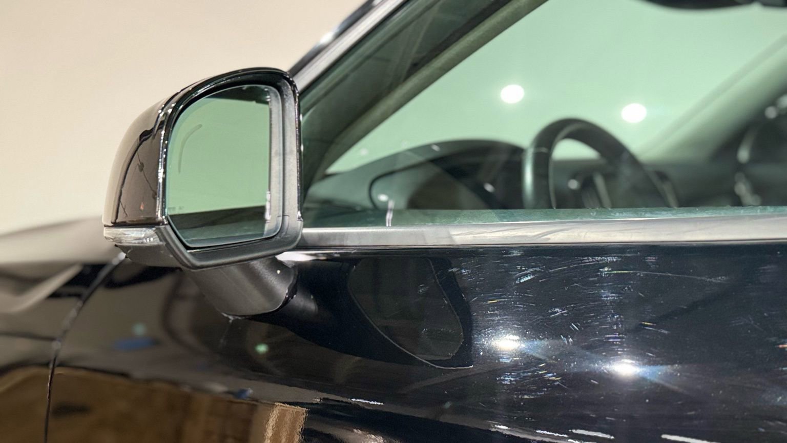 Used 2020 Volvo XC40 T5 Momentum image 17