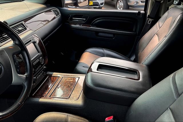 Used 2013 GMC Sierra 3500 Denali image 14