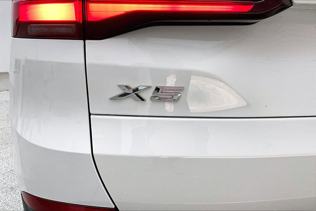 Used 2023 BMW X5 sDrive40i image 42